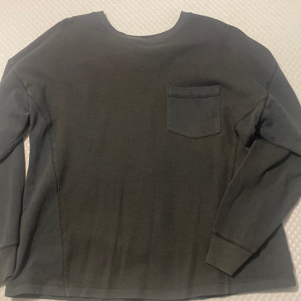Wild Fable long sleeve size medium